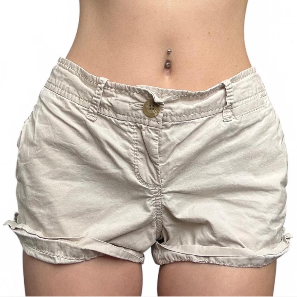 Vintage khaki cargo shorts 🩳